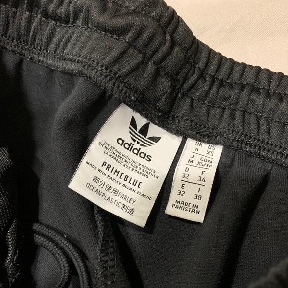 Adidas Primeblue SST track pants - Picture 7 of 12